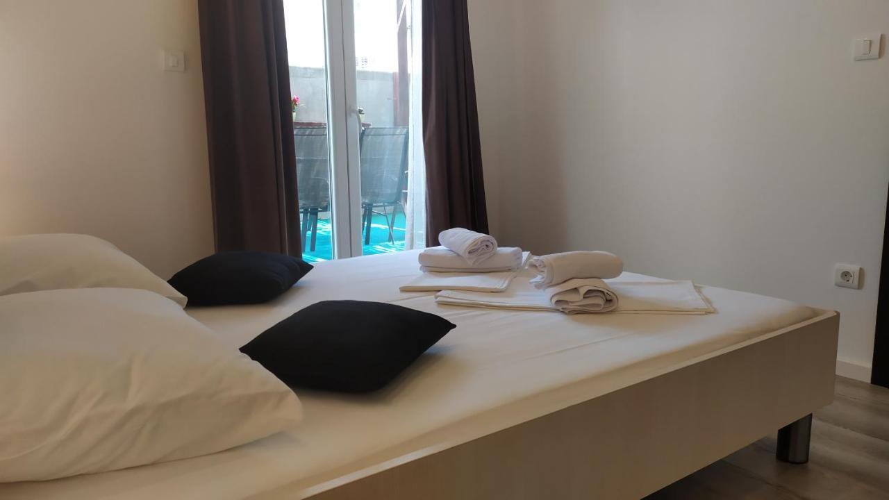 Apartment Skavo Baška Voda المظهر الخارجي الصورة